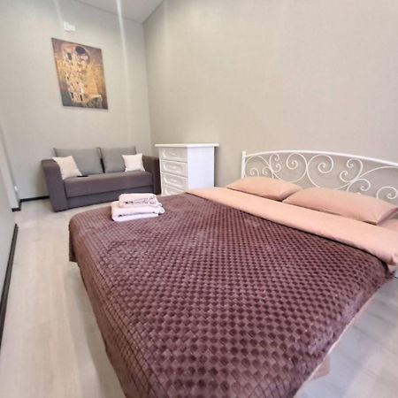 Viva Olive - Студия Со Спальней В Центре Krementjuk Eksteriør billede