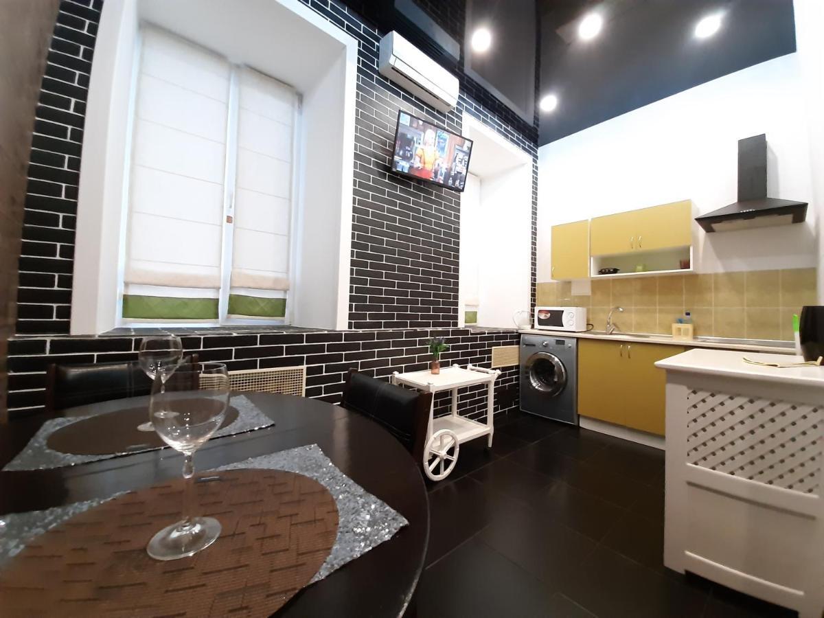 Viva Olive - Студия Со Спальней В Центре Krementjuk Eksteriør billede